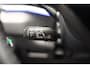 Skoda Karoq 1.5 TSI ACT Style Business Aut. [ Clima Navi Sportstoelen Apple-carplay Trekhaak]