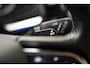 Skoda Karoq 1.5 TSI ACT Style Business Aut. [ Clima Navi Sportstoelen Apple-carplay Trekhaak]