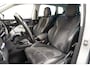 Skoda Karoq 1.5 TSI ACT Style Business Aut. [ Clima Navi Sportstoelen Apple-carplay Trekhaak]