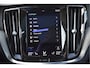 Volvo V60 Cross Country 2.0 B5 AWD Pro 265 pk Lounge Pack | NL-Auto | HUD | Elekt.trekhaak | Stoelverkoeling | Harman/Kardon | 360 gr.camera | Pano | Vol
