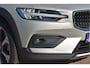 Volvo V60 Cross Country 2.0 B5 AWD Pro 265 pk Lounge Pack | NL-Auto | HUD | Elekt.trekhaak | Stoelverkoeling | Harman/Kardon | 360 gr.camera | Pano | Vol