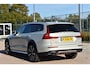 Volvo V60 Cross Country 2.0 B5 AWD Pro 265 pk Lounge Pack | NL-Auto | HUD | Elekt.trekhaak | Stoelverkoeling | Harman/Kardon | 360 gr.camera | Pano | Vol