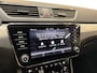Skoda Superb Combi 1.4 TSI iV Business Edition I Adaptive Cruise I Camera I Stoelverwarming I Keyless I CarPlay I LED I
