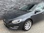 Volvo V60 2.0 D3 Ocean Race Aut|H&K|Pano|Camera|ACC|Elekt Stoel|Lane Assist|Stuur/Stoelverwarming|VOL OPTIE!!!|Trekgewicht 1600kg
