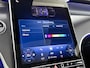 Mercedes-Benz GLC 300 e 4MATIC Luxury Line Panorama-Schuifkanteldak | Trekhaak | Sfeerverlichting | Ledkoplampen | Stoelverwaming Inclusief 24 maanden Mercedes-Benz Certified garantie voor Europa.