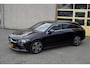 Mercedes-Benz CLA Shooting Brake 180 Automaat! Business Solution BJ2022 Lmv 17" | Led V+A | Pdc | Achteruitrijcamera | Navi | Virtual cockpit | Climate control | Cruise control | Sportstoelen | Verwarmde voorstoelen | Zwarte hemel | Getint glas