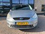 Ford Galaxy 2.0-16V Titanium Limited, 7 Persoons