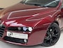 Alfa Romeo 159 1.9 JTS Distinctive, 160Pk, 2006, Apple CarPlay, Trekhaak, 19" velgen, Climate control. Cruise control, Centrale vergrendeling,
