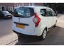 Dacia Lodgy 1.2 TCe Lauréate 5p. Trekhaak, goed onderhouden.