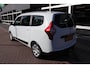 Dacia Lodgy 1.2 TCe Lauréate 5p. Trekhaak, goed onderhouden.