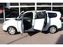 Dacia Lodgy 1.2 TCe Lauréate 5p. Trekhaak, goed onderhouden.
