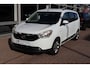 Dacia Lodgy 1.2 TCe Lauréate 5p. Trekhaak, goed onderhouden.