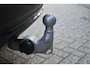 Volvo XC40 B4 Plus Dark | Trekhaak | Verwarmbare voorstoelen, voorruit en stuurwiel | Premium audio by Harman Kardon | Adaptieve cruise control | Keyless | BLIS | Elektrische kofferklep | Google Navigatie | All Season banden | Elektrisch verstelbare voorstoel met memory |