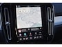 Volvo XC40 B4 Plus Dark | Trekhaak | Verwarmbare voorstoelen, voorruit en stuurwiel | Premium audio by Harman Kardon | Adaptieve cruise control | Keyless | BLIS | Elektrische kofferklep | Google Navigatie | All Season banden | Elektrisch verstelbare voorstoel met memory |