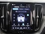 Volvo XC60 2.0 T6 Plug-in hybrid AWD Plus Dark | LongRange | Elektr. Trekhaak | Panoramadak | Adaptieve Cruise Control | H&K Audio | Leder |