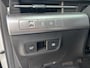 Hyundai Kona 1.6 GDI HEV Premium | 360° Camera | Lederen Bekleding | Stoelverwarming Voor & Achter | Elektrisch Verstelbare Voorstoelen (Memory Bestuurder) |