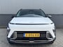 Hyundai Kona 1.6 GDI HEV Premium | 360° Camera | Lederen Bekleding | Stoelverwarming Voor & Achter | Elektrisch Verstelbare Voorstoelen (Memory Bestuurder) |