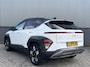 Hyundai Kona 1.6 GDI HEV Premium | 360° Camera | Lederen Bekleding | Stoelverwarming Voor & Achter | Elektrisch Verstelbare Voorstoelen (Memory Bestuurder) |