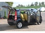 Fiat Panda 1.2 Class 5drs 60pk | Centrale vergrendeling | Elektr. Ramen | Radio-CD | LM-Velgen