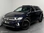 Volkswagen T-Roc 1.5 TSI DSG R-LINE | PANO | TREKH. | BLACK