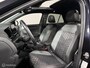Volkswagen T-Roc 1.5 TSI DSG R-LINE | PANO | TREKH. | BLACK