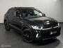 Volkswagen T-Roc 1.5 TSI DSG R-LINE | PANO | TREKH. | BLACK