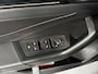Volkswagen T-Roc 1.5 TSI DSG R-LINE | PANO | TREKH. | BLACK
