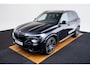 BMW X5 xDrive45e High Executive M Sport - Head-Up Display - Lederen Bekleding - Schuif-/Kanteldak - Active Cruise Control ( ACC ) - BMW Live Cockpit Professional - Comfort Access - 22" - Soft-Close - Adaptieve LED Koplampen - Integral Active Steering - Luchtvering - HiFi System Harman Kardon - Comfortstoelen - WiFi - Stoelverwarming voor & achter - Parking Assistant - Stoelventilatie - BMW Gesture Control - DAB+
