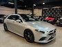 Mercedes-Benz A-klasse 200 Launch Edition AMG Line #Pano/Sfeerverlichting/CarPlay/Camera