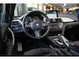 BMW 3-Serie Touring 320i Executive M-Pakket Sportstoelen Alcantara Navigatie Cruise Climate PDC