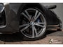 BMW 3-Serie Touring 330e xDrive High Executive M-sport, panoramadak, sportstoelen, stoelverwarming, head-up