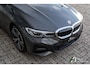 BMW 3-Serie Touring 330e xDrive High Executive M-sport, panoramadak, sportstoelen, stoelverwarming, head-up