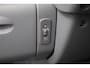 Renault Twingo 1.2 Emotion/ APK 09-2027!/ AIRCO!/ Stuurbekr./ 14'' LMV/ Radio-CD/ Elek. Ramen/ Verstelbare achterbank/ Getint glas/ Metallic lak.