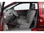 Renault Twingo 1.2 Emotion/ APK 09-2027!/ AIRCO!/ Stuurbekr./ 14'' LMV/ Radio-CD/ Elek. Ramen/ Verstelbare achterbank/ Getint glas/ Metallic lak.