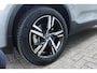 Volvo XC40 B4 Plus Dark | Trekhaak | Verwarmbare voorstoelen en stuurwiel | Premium audio by Harman Kardon | Adaptieve cruise control | Verwarmbare voorruit | Keyless
