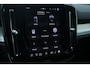 Volvo XC40 B4 Plus Dark | Trekhaak | Verwarmbare voorstoelen en stuurwiel | Premium audio by Harman Kardon | Adaptieve cruise control | Verwarmbare voorruit | Keyless