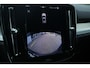 Volvo XC40 B4 Plus Dark | Trekhaak | Verwarmbare voorstoelen en stuurwiel | Premium audio by Harman Kardon | Adaptieve cruise control | Verwarmbare voorruit | Keyless