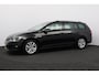 Volkswagen Golf Variant 1.0 TSI Connected Series/ HISTORIE!/ Trekhaak/ 16'' LMV/ Apple + Android/ Camera/ DAB+/ Navi/ Clima/ Cruise/ Elek. pakket/ Isofix/ Bluetooth/ Armsteun/ Multi. LEDER. Stuur/ Mistl./ PDC V+A/ Extra getint glas.