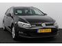 Volkswagen Golf Variant 1.0 TSI Connected Series/ HISTORIE!/ Trekhaak/ 16'' LMV/ Apple + Android/ Camera/ DAB+/ Navi/ Clima/ Cruise/ Elek. pakket/ Isofix/ Bluetooth/ Armsteun/ Multi. LEDER. Stuur/ Mistl./ PDC V+A/ Extra getint glas.