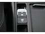 Volkswagen Golf Variant 1.0 TSI Connected Series/ HISTORIE!/ Trekhaak/ 16'' LMV/ Apple + Android/ Camera/ DAB+/ Navi/ Clima/ Cruise/ Elek. pakket/ Isofix/ Bluetooth/ Armsteun/ Multi. LEDER. Stuur/ Mistl./ PDC V+A/ Extra getint glas.