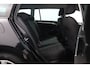 Volkswagen Golf Variant 1.0 TSI Connected Series/ HISTORIE!/ Trekhaak/ 16'' LMV/ Apple + Android/ Camera/ DAB+/ Navi/ Clima/ Cruise/ Elek. pakket/ Isofix/ Bluetooth/ Armsteun/ Multi. LEDER. Stuur/ Mistl./ PDC V+A/ Extra getint glas.