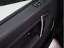 Land Rover Discovery Sport P300e 1.5 R-Dynamic HSE [PANORAMADAK, TREKHAAK, APPLE CARPLAY, ANDROID, CRUISE CONTROL, MERIDIAN SOUND SYSTEM, CAMERA, PDC V+A, LEDER, LED, NAVIGATIE, BLUETOOTH, CLIMATE CONTROL, ELEKTRISCHE ACHTERKLEP NIEUWSTAAT]