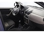 Dacia Sandero 1.2 Ambiance APK 09-2027!/ D-Riem verv: 137.000 KM!/ Airco/ Trekhaak/ Radio-CD AUX & USB/ Getint glas.
