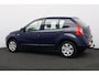 Dacia Sandero 1.2 Ambiance APK 09-2027!/ D-Riem verv: 137.000 KM!/ Airco/ Trekhaak/ Radio-CD AUX & USB/ Getint glas.