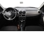 Dacia Sandero 1.2 Ambiance APK 09-2027!/ D-Riem verv: 137.000 KM!/ Airco/ Trekhaak/ Radio-CD AUX & USB/ Getint glas.