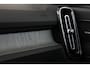 Volvo EX40 SINGLE MOTOR EXTENDED RANGE ULTRA EUROPA 82 kWh -PANO.DAK|HARMAN/KARDON|360°CAM|POWER-SEATS|ADAP.LED|WOOL-BLEND|PRIVACY.GLAS|BLACK.BADGE|19"|SoH:100%