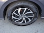 Volkswagen Polo 1.0 TSI Life Business Automatische airco, cruise controle, navigatie, parkeersensoren voor en achter, licht metalen velgen, stoelverwarming, apple carplay, android auto, enz.