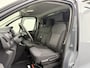 Renault Trafic 2.0DCi 145PK Automaat Lang Imperiaal | Trekhaak | Navigatie | Multimedia | Airco | 3-Zits | Betimmering