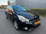 Peugeot 208 1.2 PureTech Roland Garros