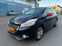 Peugeot 208 1.2 PureTech Roland Garros